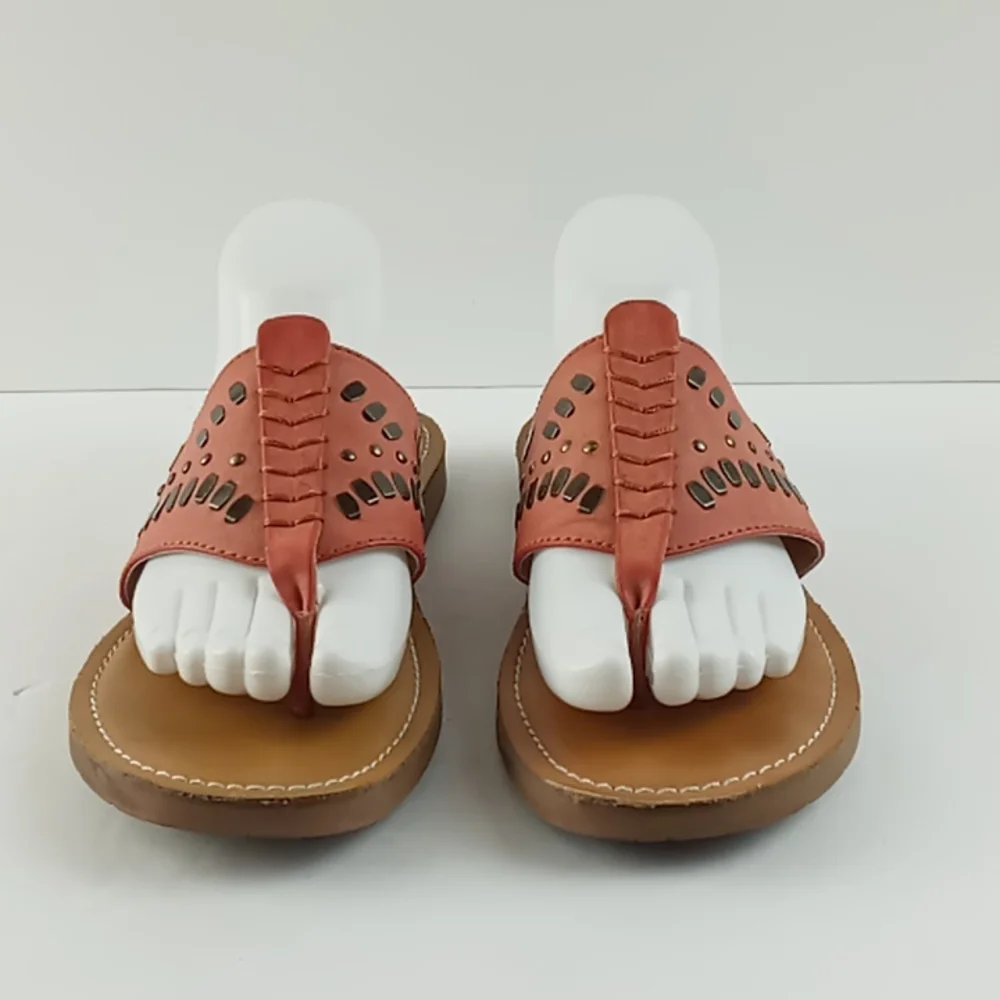 Bare Traps Thong Sandals - Picture 2 of 8